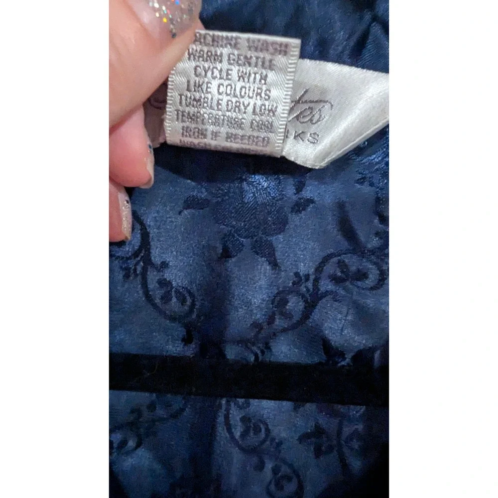 Liz Banks Intimates Sleep Shirt M Navy Blue Damask Floral Satin Button Nightie